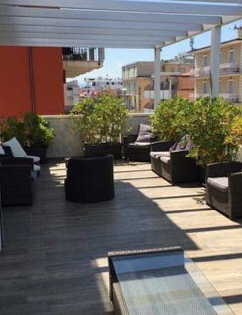 רימיני Hotel Romina מראה חיצוני תמונה